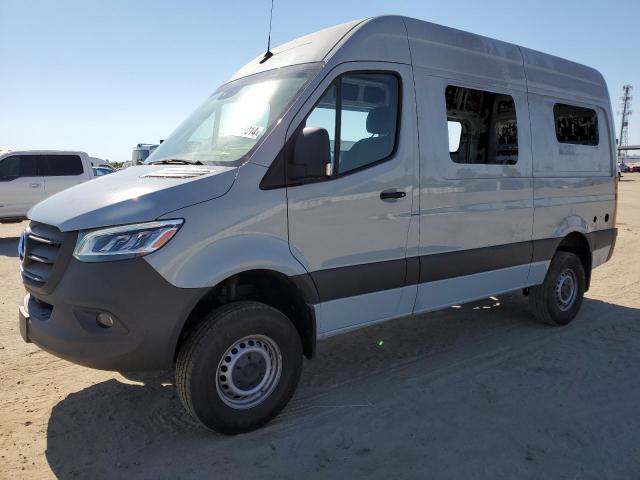  Salvage Mercedes-Benz Sprinter