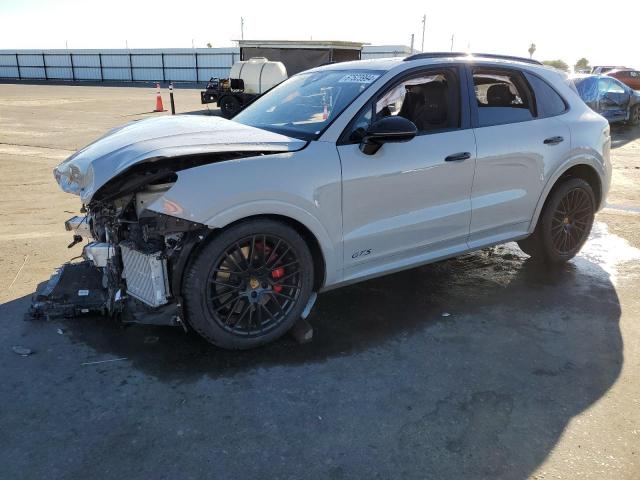  Salvage Porsche Cayenne