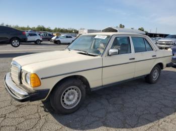  Salvage Mercedes-Benz 300-Class