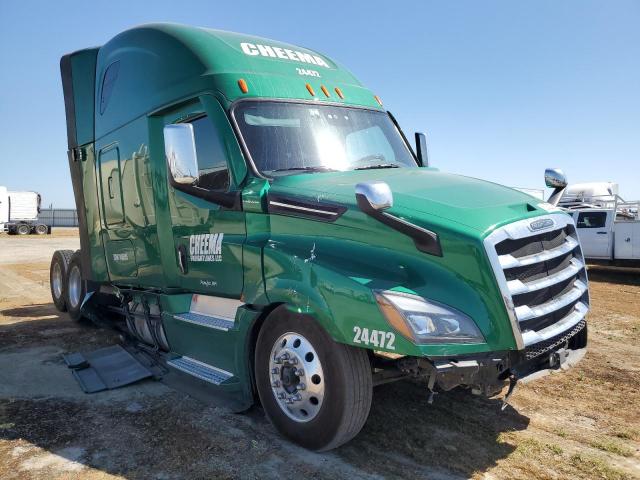  Salvage Freightliner Cascadia 1