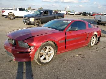  Salvage Ford Mustang