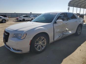  Salvage Chrysler 300