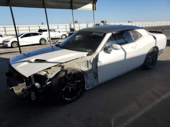  Salvage Dodge Challenger