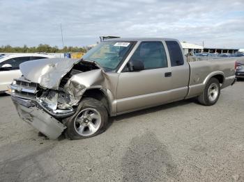  Salvage Chevrolet S-10