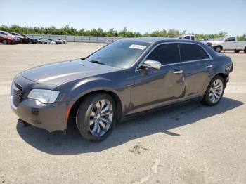  Salvage Chrysler 300