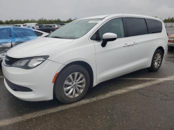  Salvage Chrysler Pacifica