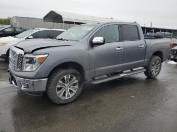  Salvage Nissan Titan