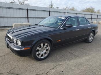  Salvage Jaguar Xj8