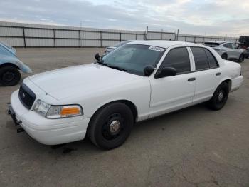  Salvage Ford Crown Vic