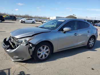  Salvage Mazda 3