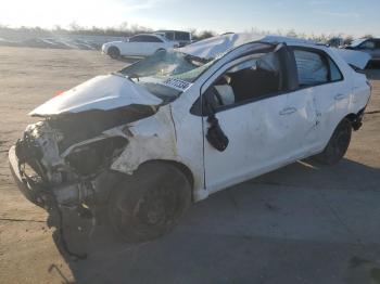  Salvage Toyota Yaris