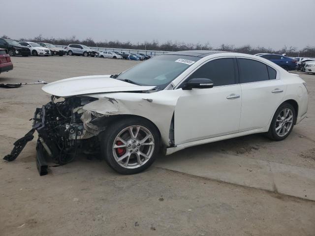  Salvage Nissan Maxima