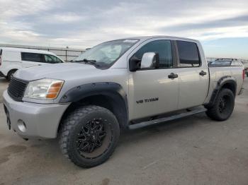  Salvage Nissan Titan