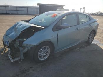  Salvage Toyota Prius