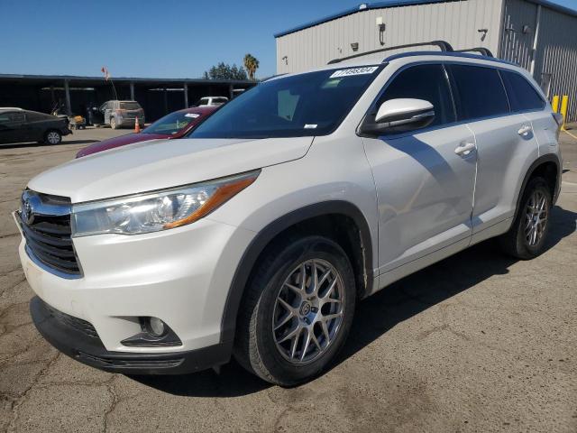  Salvage Toyota Highlander