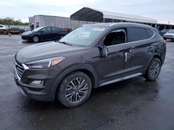  Salvage Hyundai TUCSON