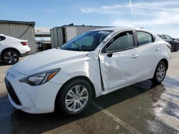  Salvage Toyota Yaris