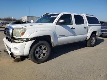  Salvage Toyota Tacoma