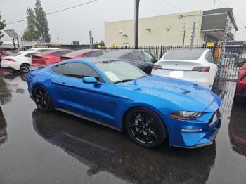  Salvage Ford Mustang