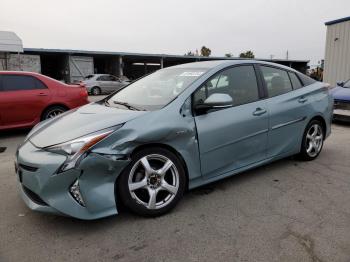  Salvage Toyota Prius