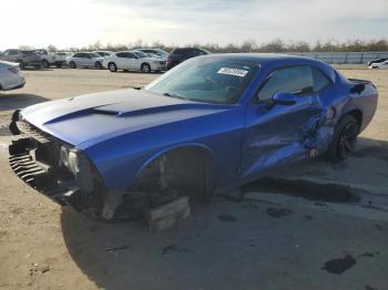  Salvage Dodge Challenger