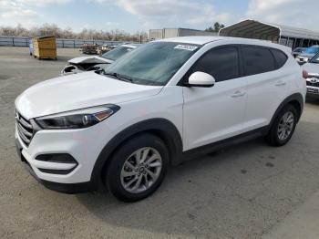  Salvage Hyundai TUCSON