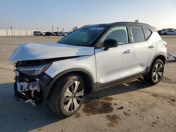  Salvage Volvo XC40