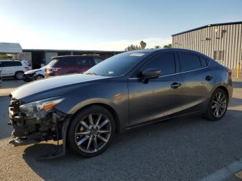  Salvage Mazda 3