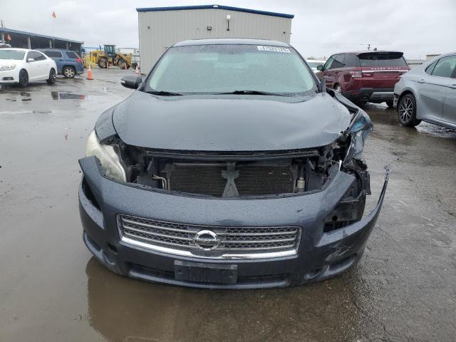 Nissan Maxima S Image 3