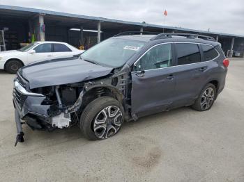  Salvage Subaru Ascent