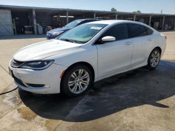  Salvage Chrysler 200