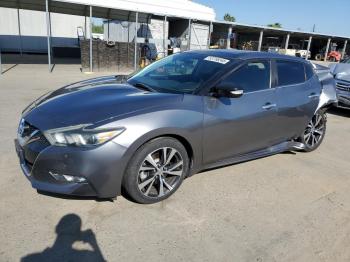  Salvage Nissan Maxima