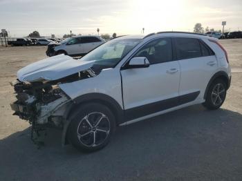  Salvage Kia Niro