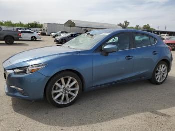  Salvage Mazda 3
