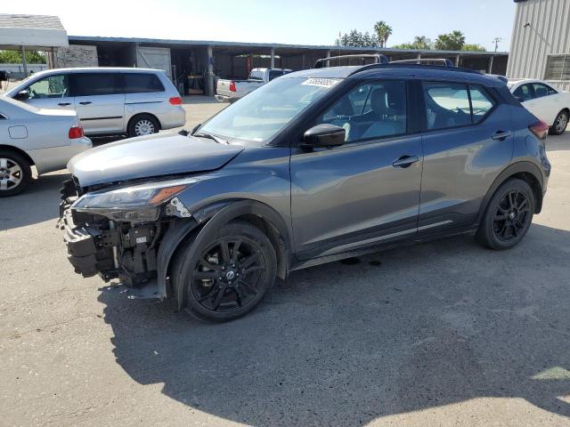  Salvage Nissan Kicks