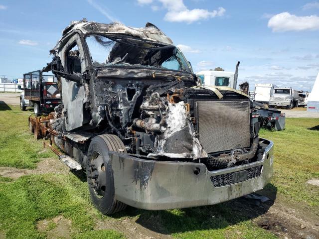  Salvage Freightliner Cascadia 1