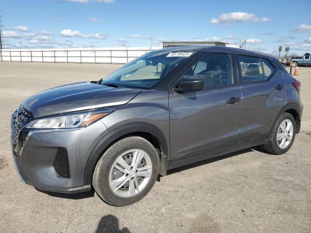  Salvage Nissan Kicks