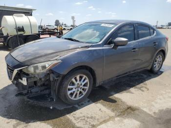  Salvage Mazda 3