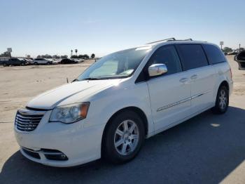  Salvage Chrysler Minivan