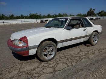  Salvage Ford Mustang