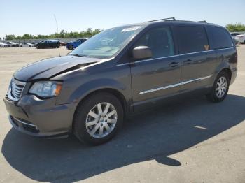  Salvage Chrysler Minivan