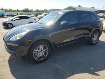  Salvage Porsche Cayenne