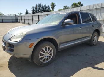  Salvage Porsche Cayenne