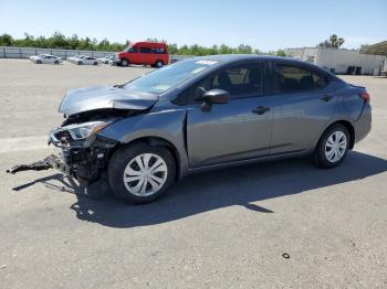  Salvage Nissan Versa