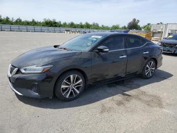  Salvage Nissan Maxima