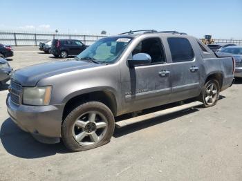  Salvage Chevrolet Avalanche
