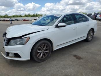  Salvage Volkswagen Passat
