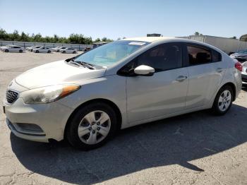  Salvage Kia Forte
