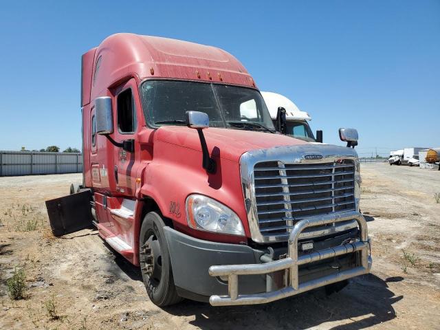  Salvage Freightliner Cascadia 1