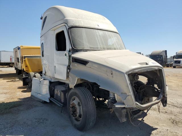  Salvage Freightliner Cascadia 1